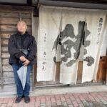 三面川の鮭を見に。静まり返った川。 murakami1